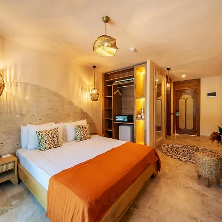 Inone Mucho Selection 4* גומבט