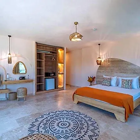 Inone Mucho Selection Hotel 4*